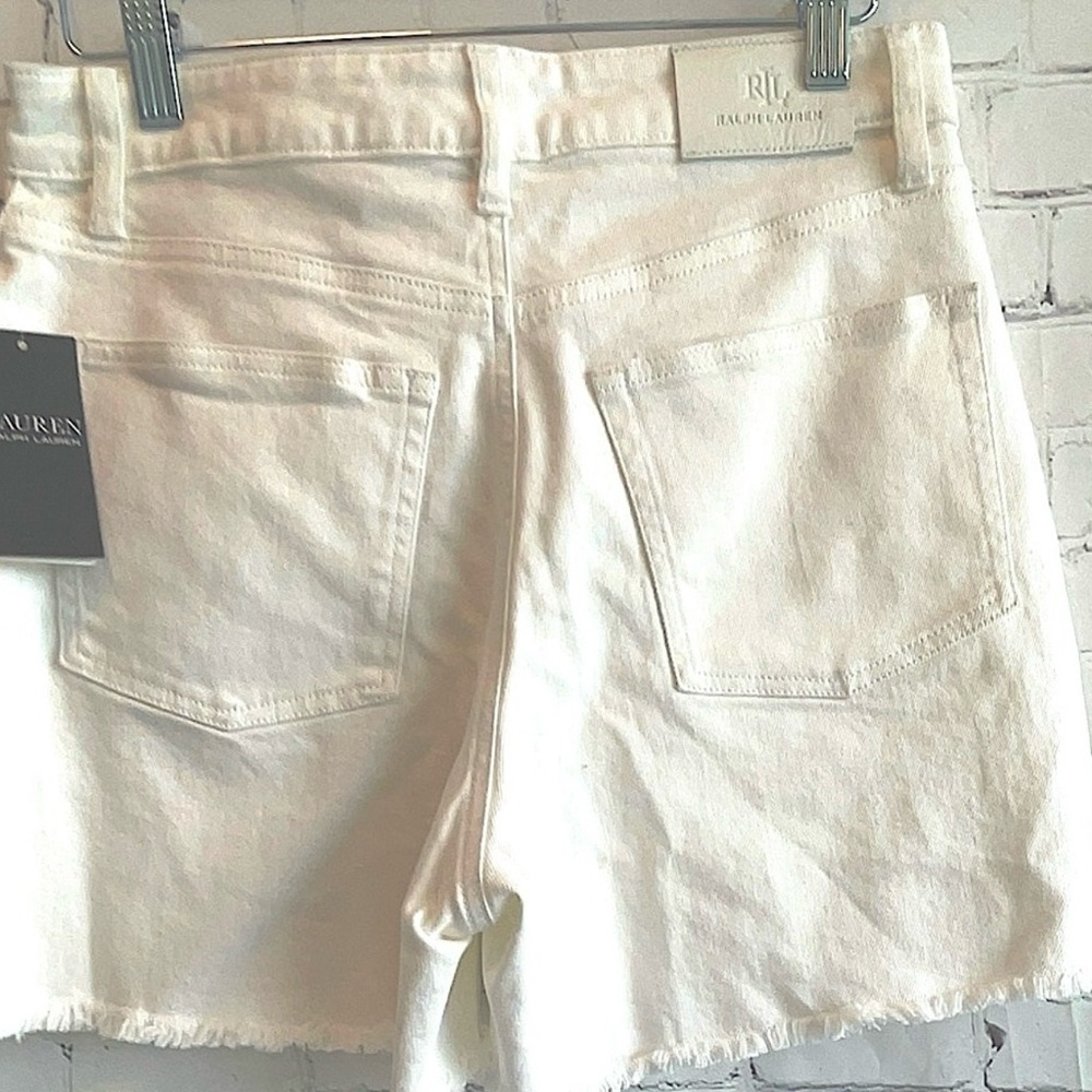 NWT Lauren Ralph Lauren White Jean Shorts Size 8 - Picture 2 of 5